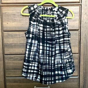 Women’s sleeveless blouse